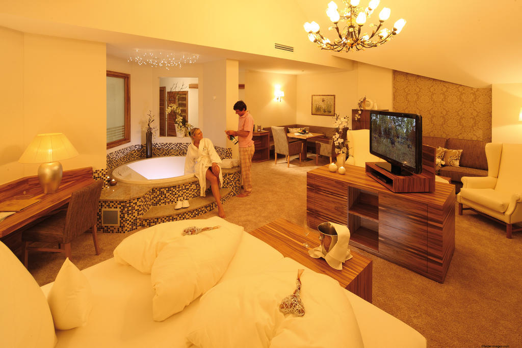 Hotel Mooshof Wellness & Spa Resort 보덴마이스 외부 사진